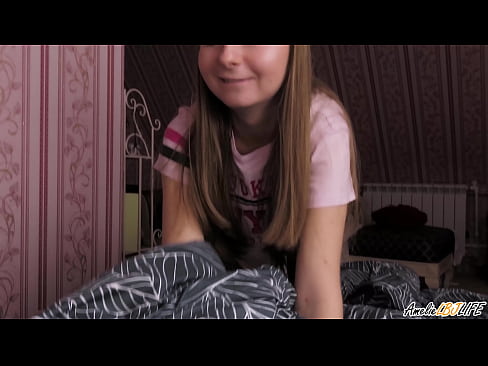 ❤️ Ka ngotea hohonu a Blondie i tana BFF, ka uru ki roto i tona waha Video Fucking i mi.tusar.top ❤